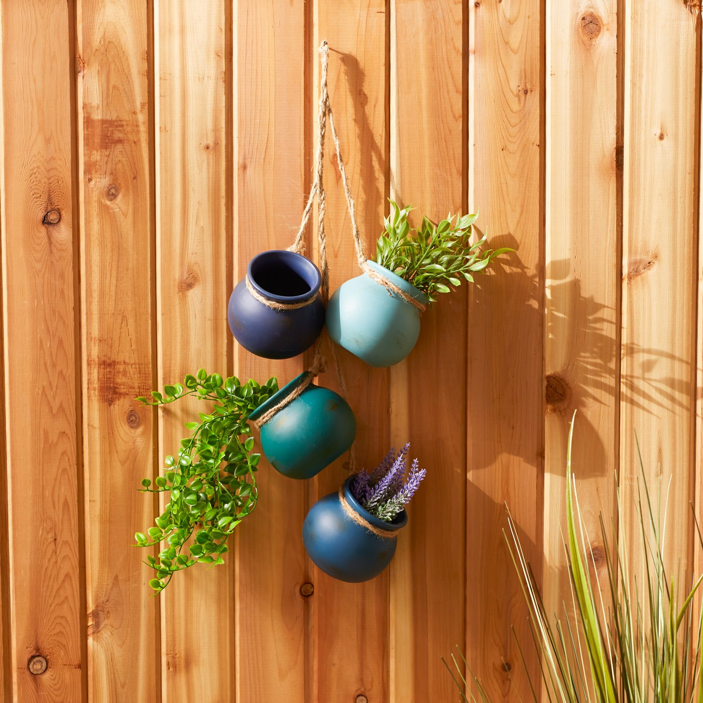 Dangling Pots Decor in Blue Tones - Ethereal Company