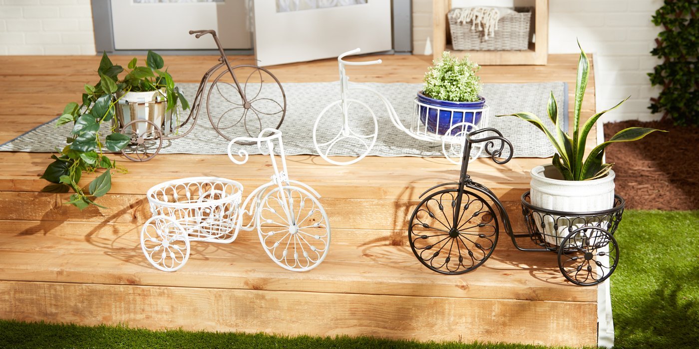 White Metal Tricycle Planter - Ethereal Company